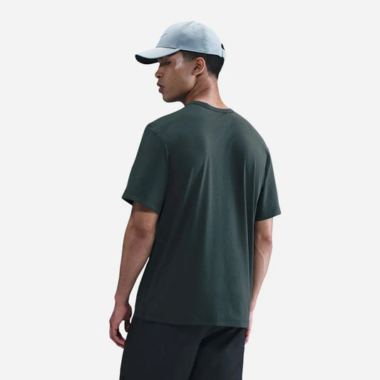 HV0382-390 MEN'S NIKE DRI-FIT UV HYVERSE T-SHIRT