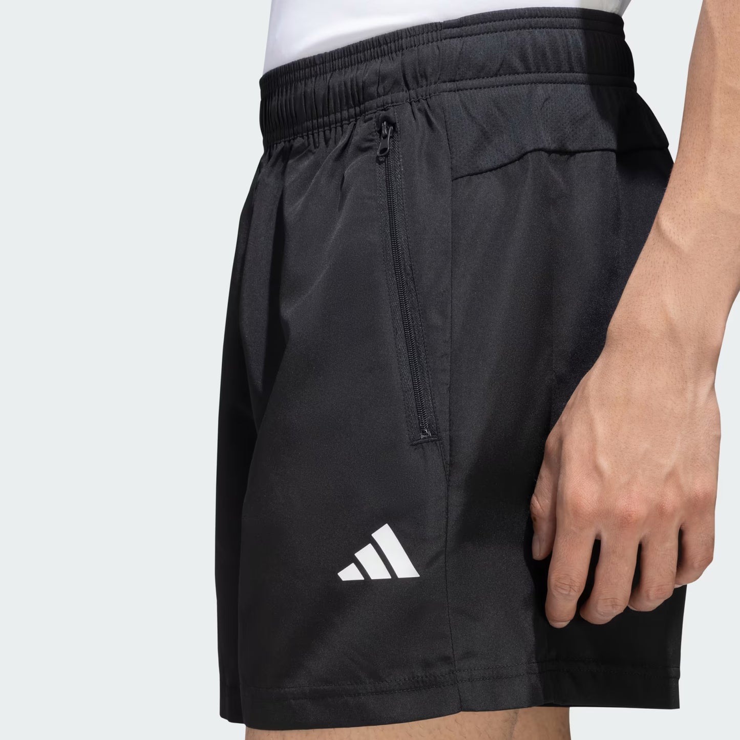 KC4257 Adidas Train Essentials Woven Shorts