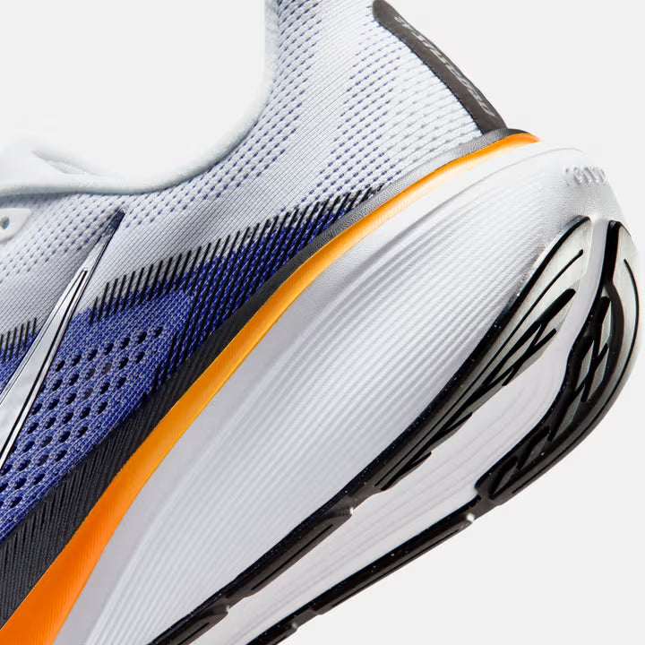 IB1873-102 Nike Pegasus 42
