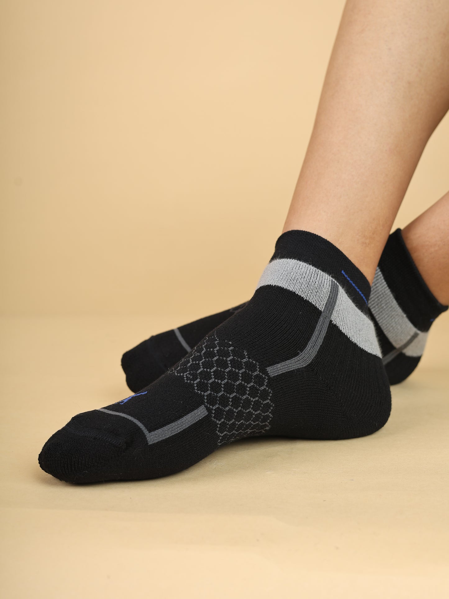 SKU-007 Socks Tri-Pack