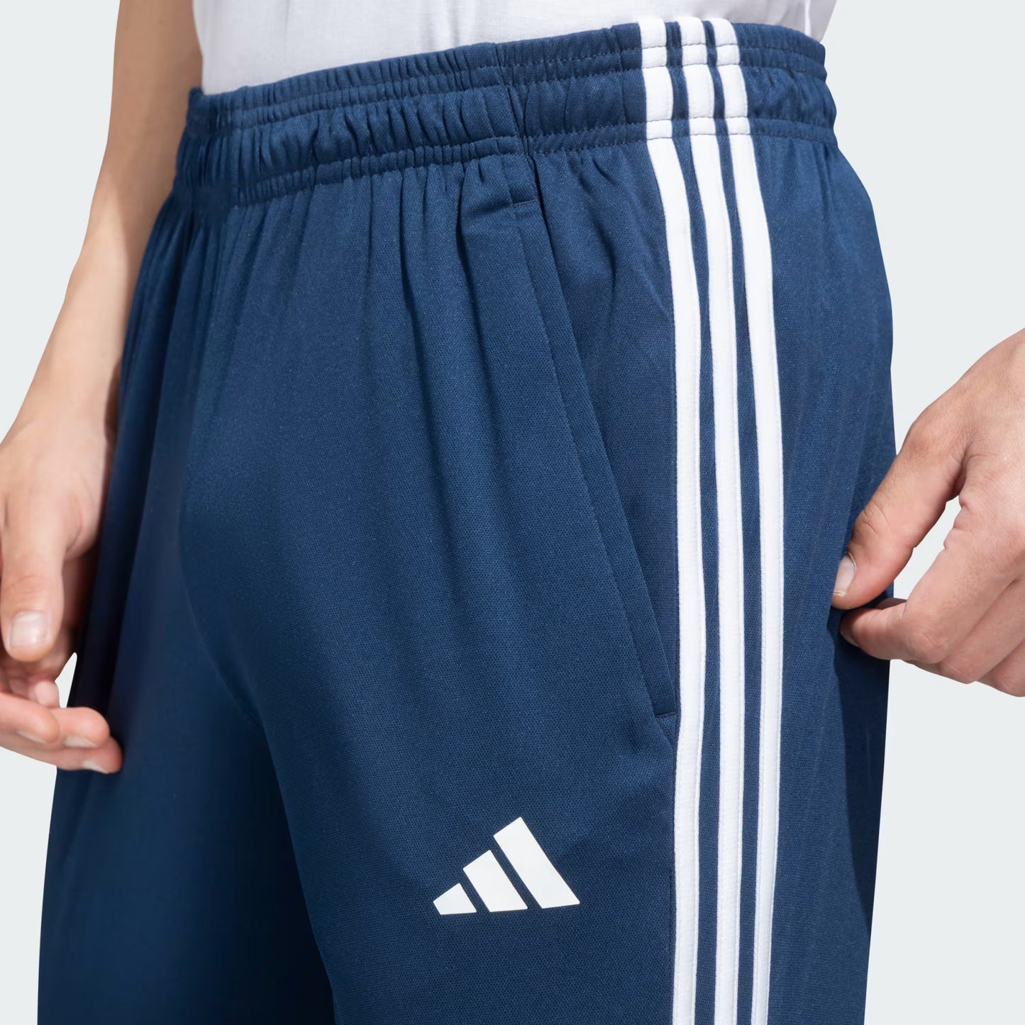 JE9397 3-Stripes Pants