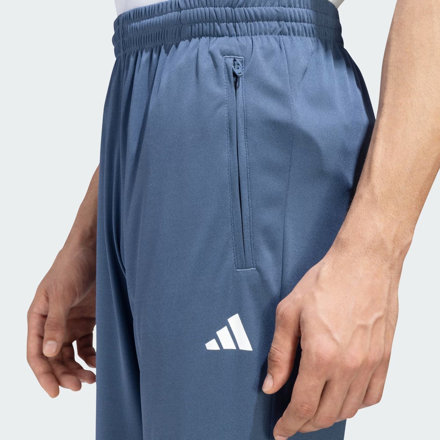 JD9206 AEROREADY Training Track Pants