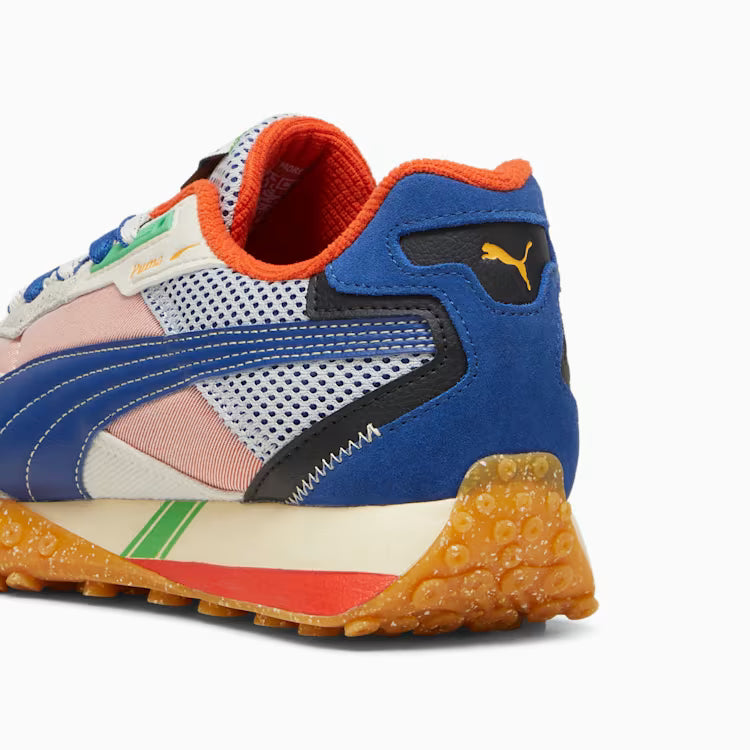 39816401-Blktop Rider Podium Alpine Snow-Clyde Ro