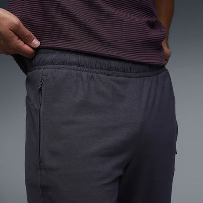 68704034-ESS Zippered Jersey Pants op Moody Gray