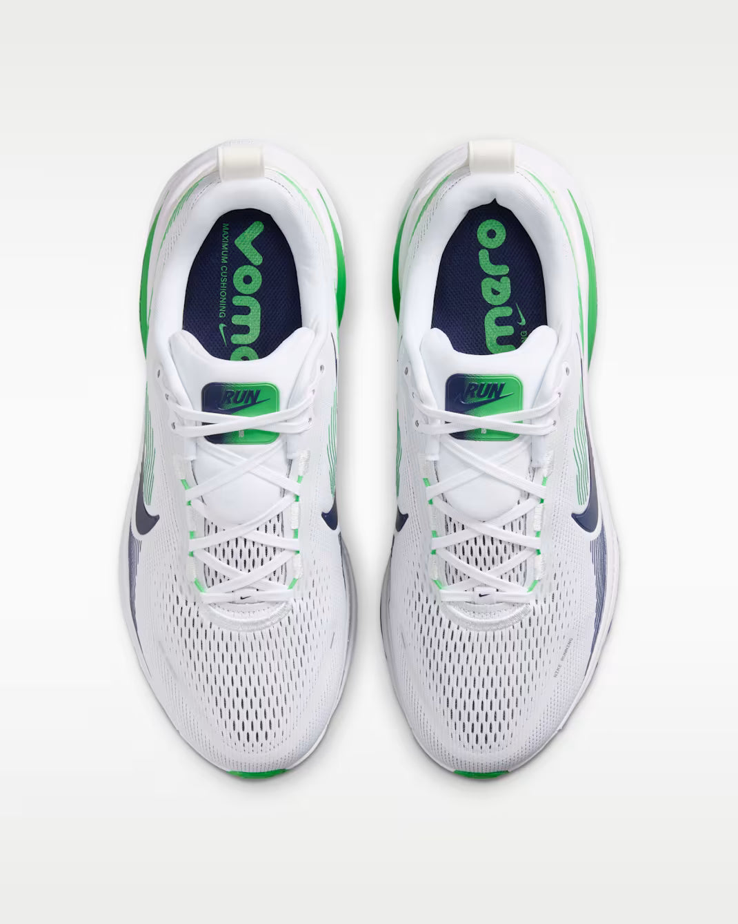 IF0514-101 Nike Vomero 18