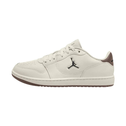 IQ5698-004 Jordan Court Connect Low