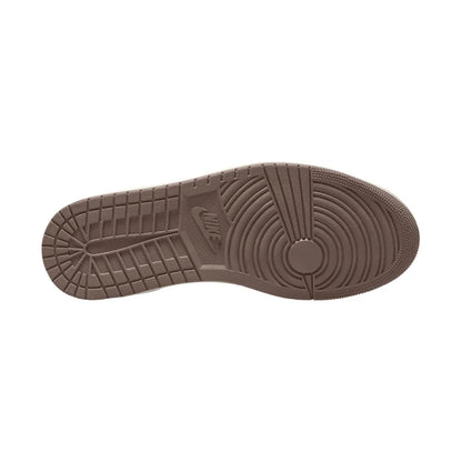 IQ5698-004 Jordan Court Connect Low