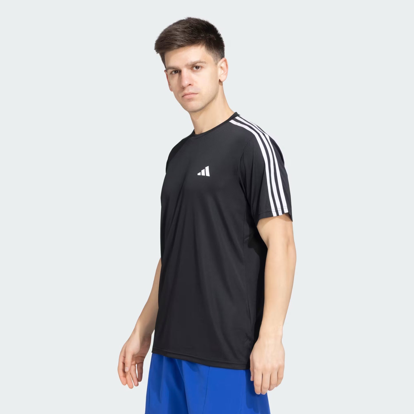 IM5980 TRAINING ESSENTIALS BASE 3 STRIPES TEE