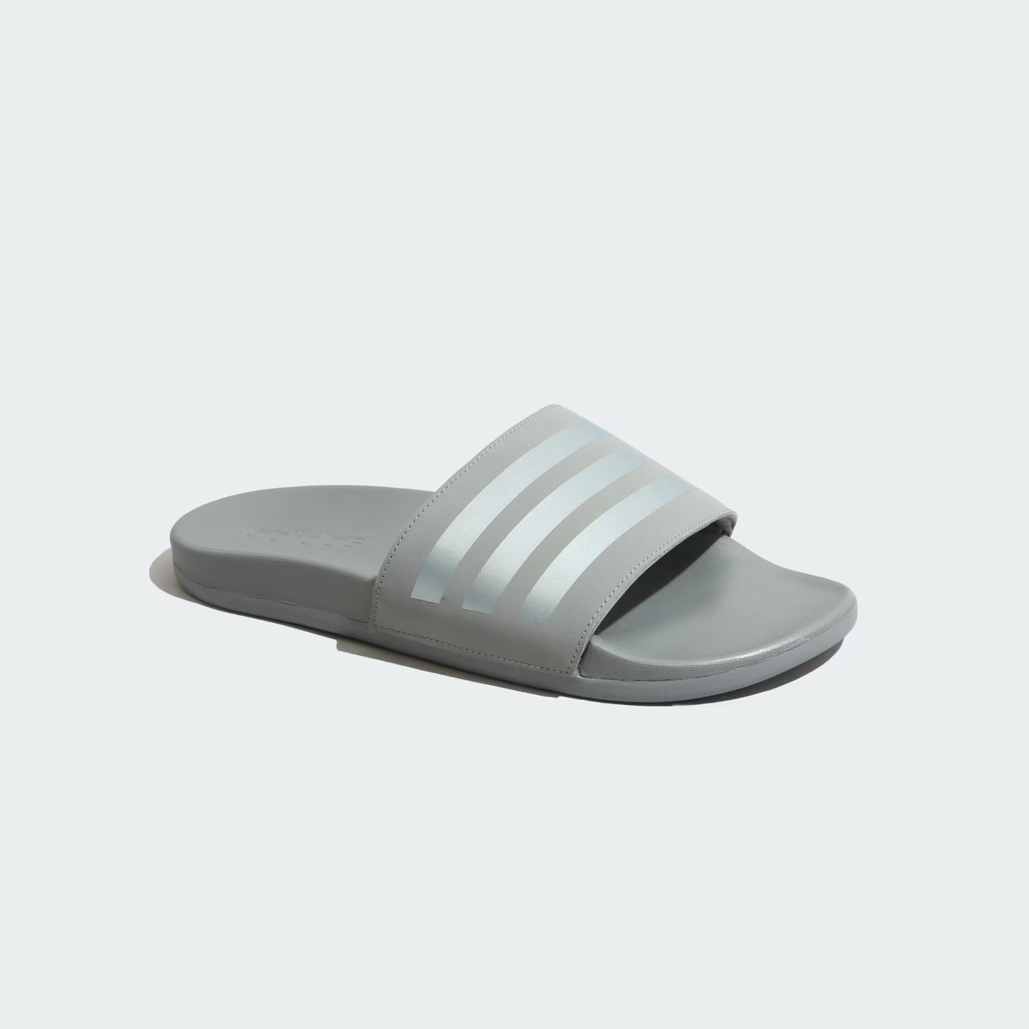 HQ8353 Adidas Trac Slides