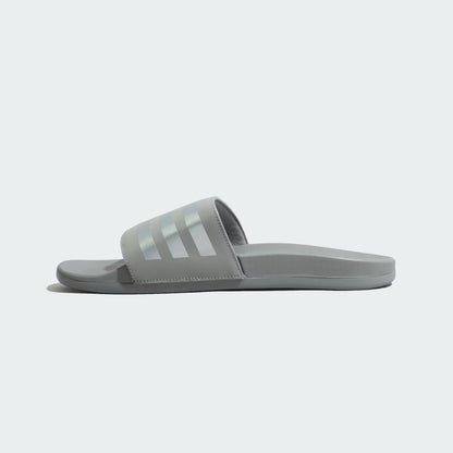 HQ8353 Adidas Trac Slides