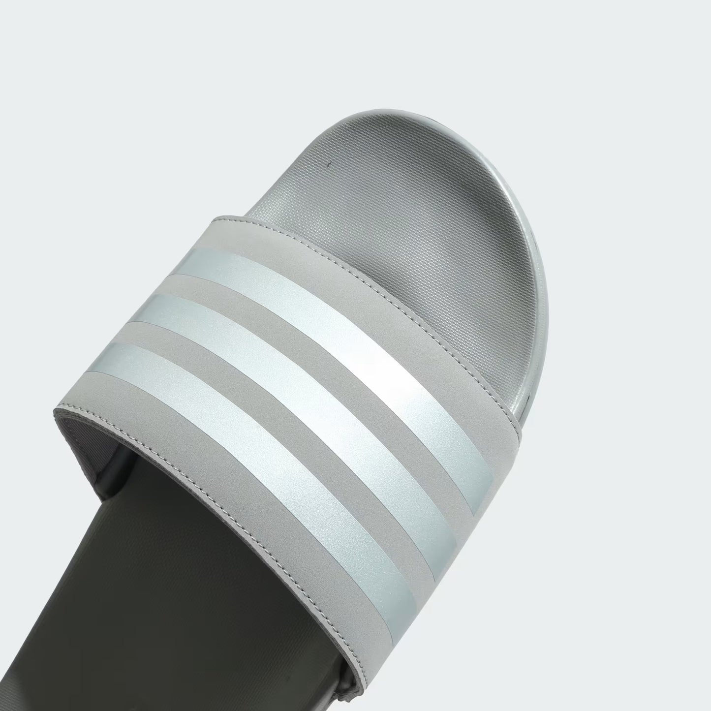 HQ8353 Adidas Trac Slides