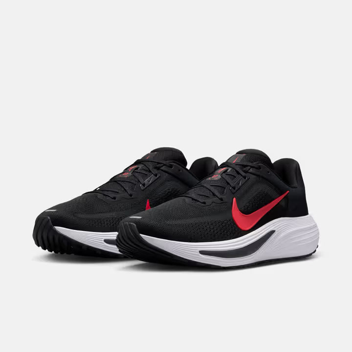 IM6368-006  Nike Quest 7