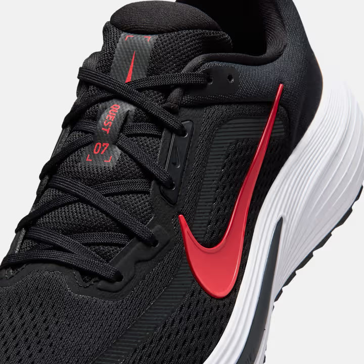IM6368-006  Nike Quest 7