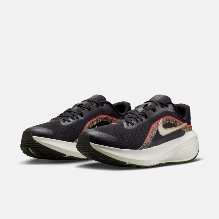 IR0210-001 Nike Downshifter 14