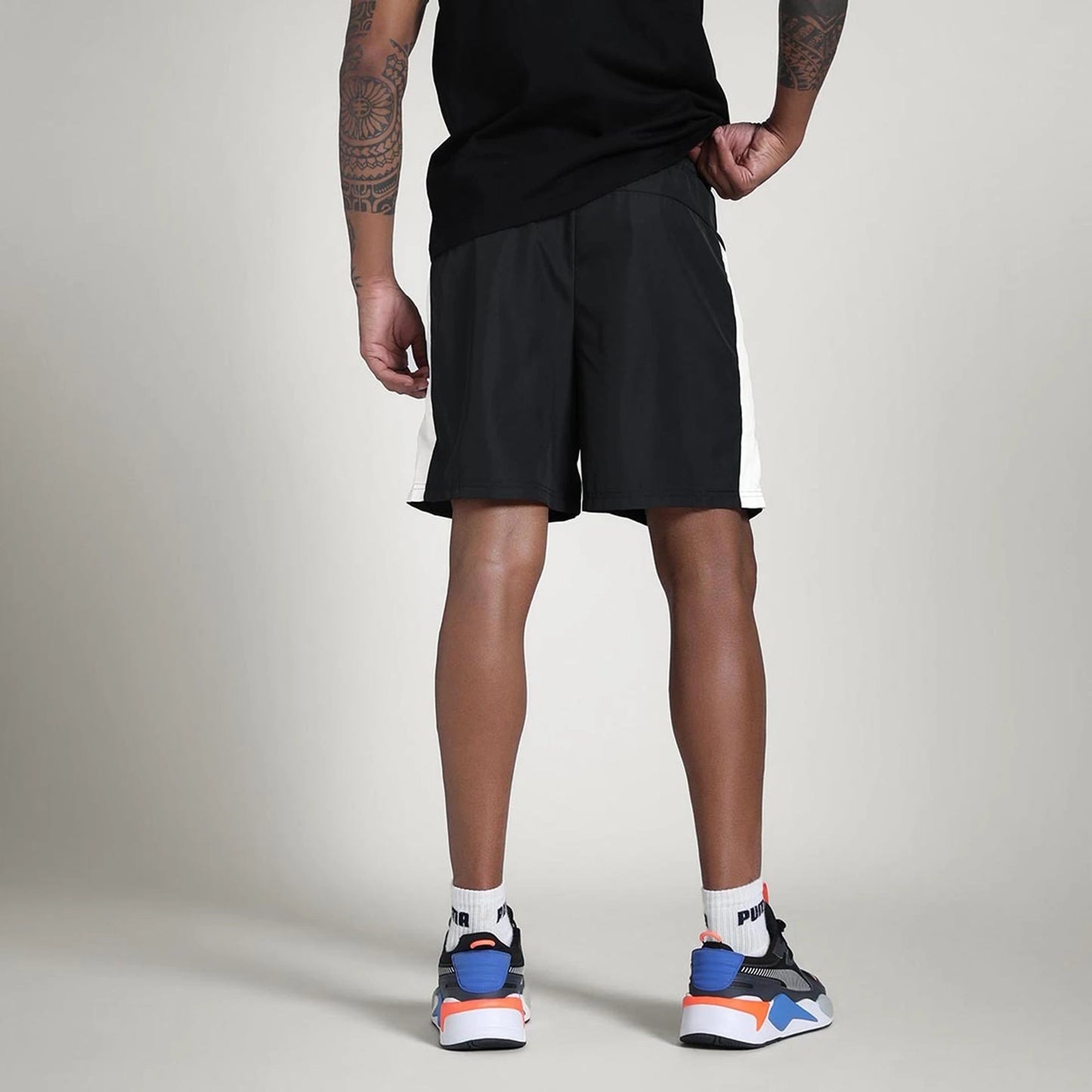 68705201 ESS Zippered Woven Shorts PUMA Black